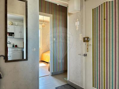 Appartement - 97 m² - 5 pièces