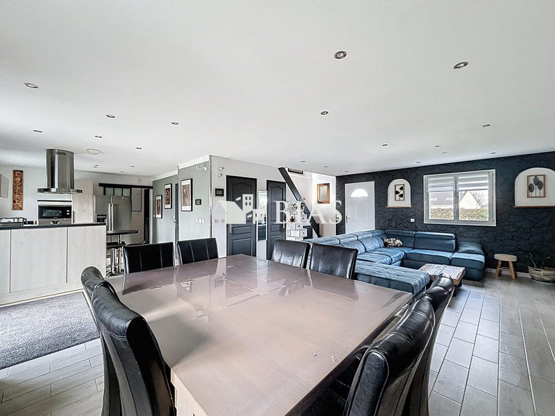 Maison - 151 m² - 4 pièces