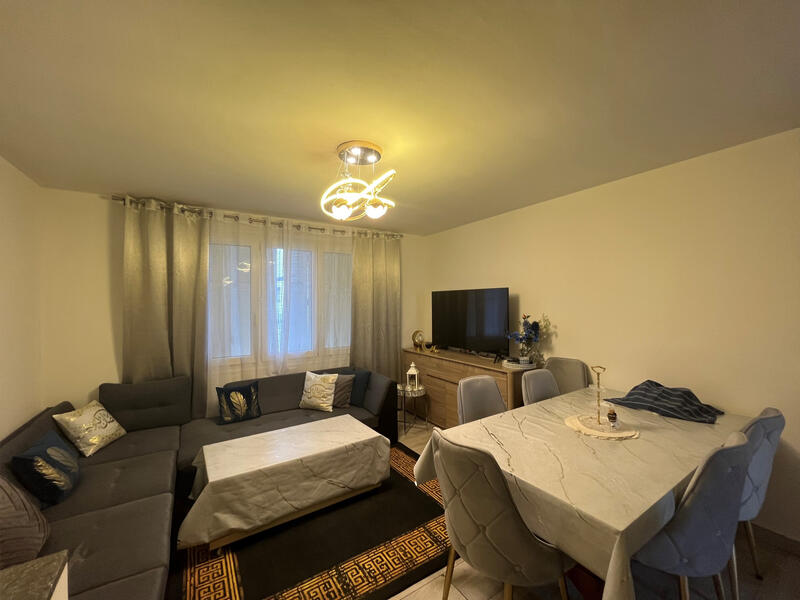 Appartement - 70 m² - 4 pièces