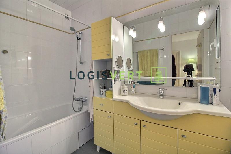 Maison - 175 m² - 8 pièces