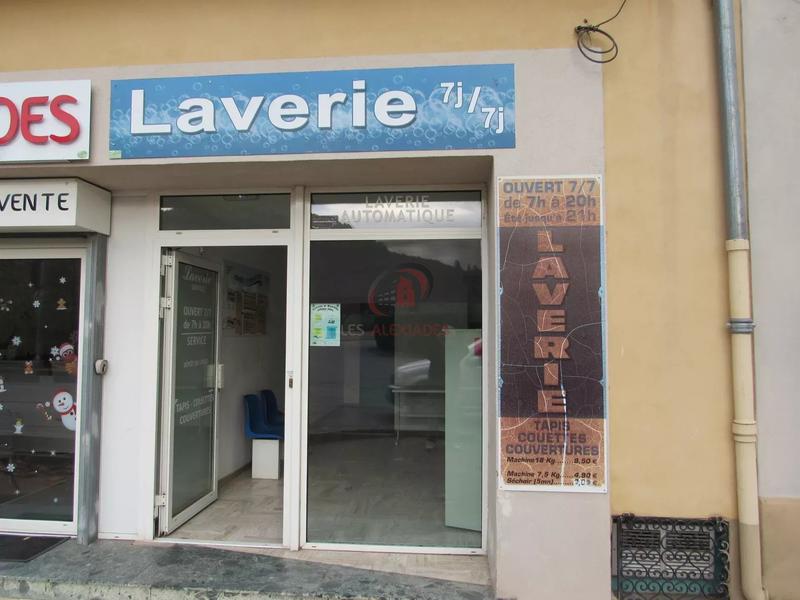 Local commercial - 40 m² - 2 pièces