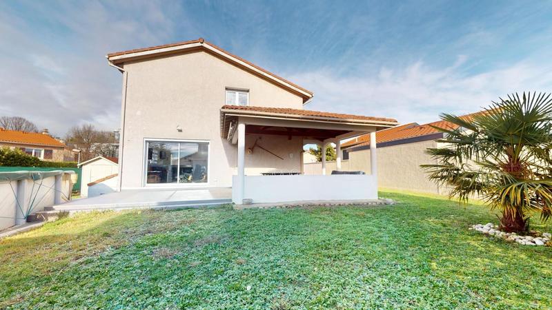 Maison - 170 m² - 6 pièces