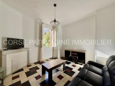 Appartement - 63 m² - 4 pièces