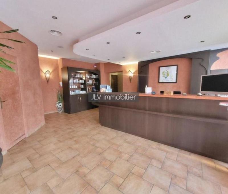 Immeuble - 430 m² - 16 pièces