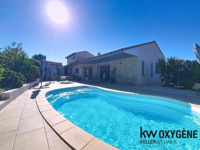 Maison - 104 m² - 4 pièces