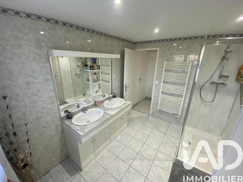 Maison - 173 m² - 8 pièces