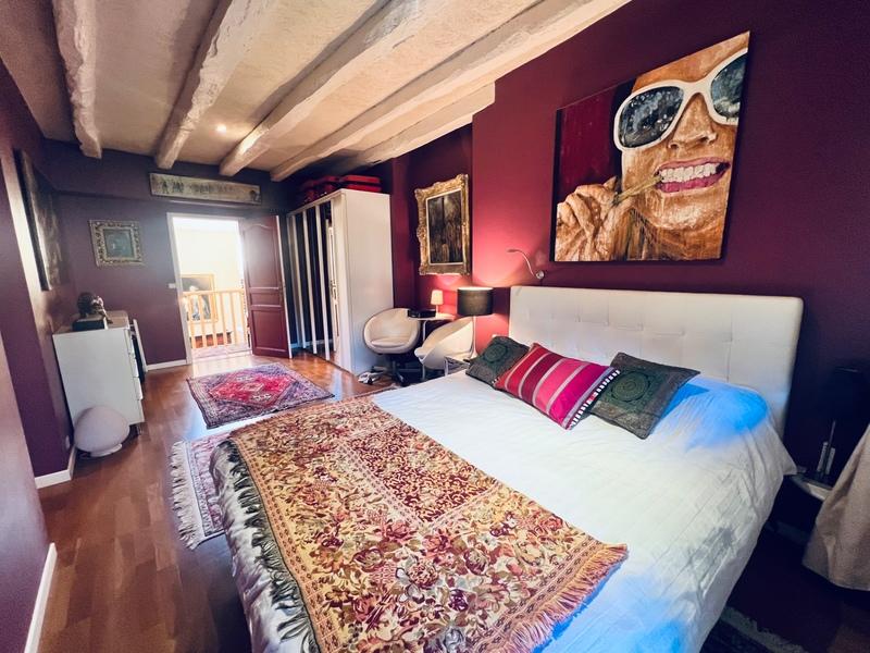 Maison bourgeoise - 212 m² - 6 pièces