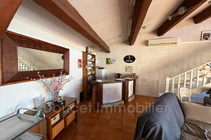 Maison - 254 m² - 5 pièces