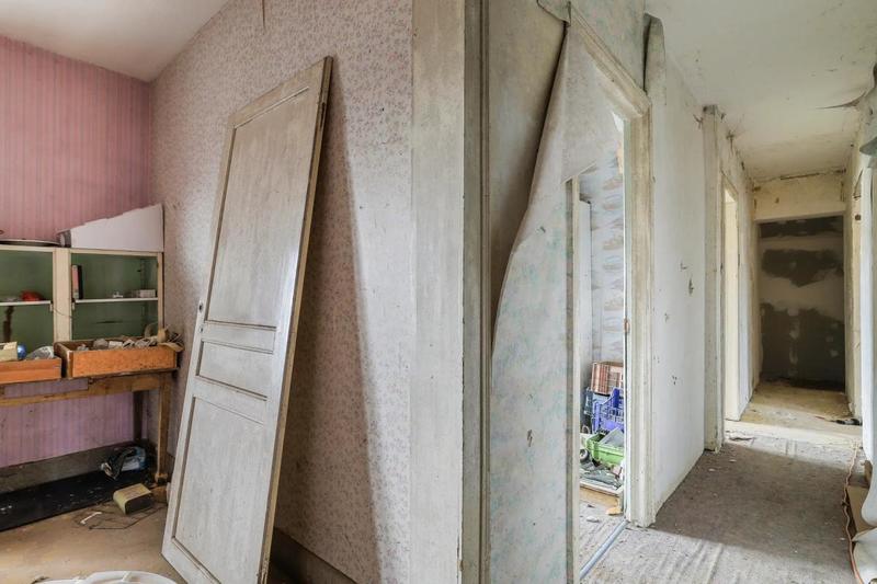 Maison - 280 m² - 8 pièces