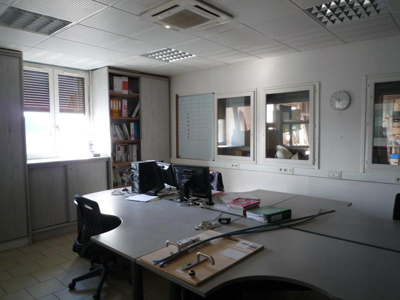 Bureau - 1 230 m² - 14 pièces