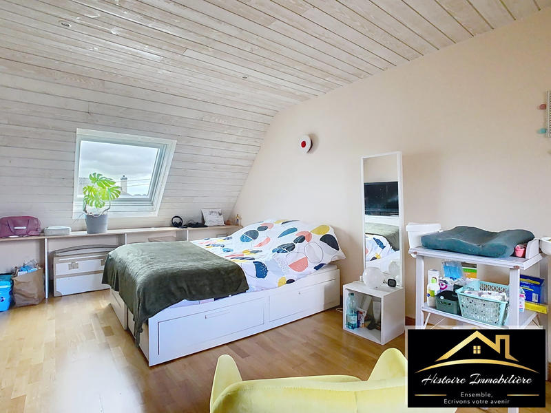 Maison traditionnelle - 125 m² - 8 pièces