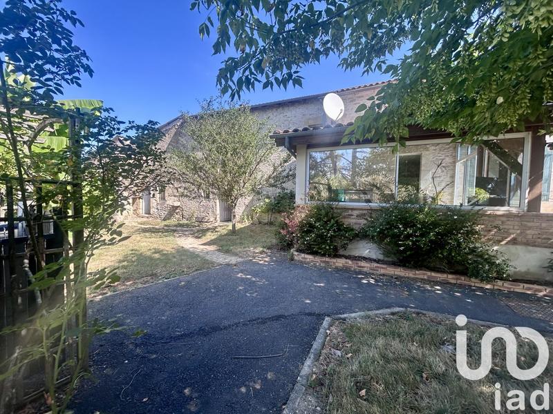 Maison - 215 m² - 8 pièces