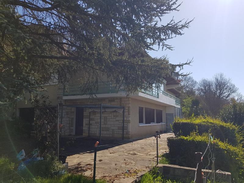 Maison de village - 260 m² - 10 pièces