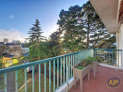 Appartement - 76 m² - 4 pièces