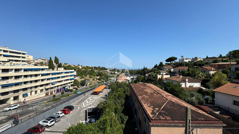 Appartement - 76 m² - 4 pièces