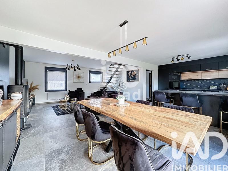 Maison - 134 m² - 5 pièces