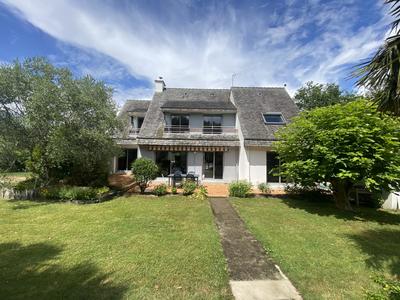 Maison - 178 m² - 7 pièces