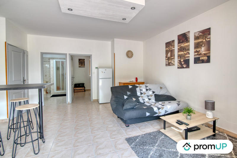 Maison traditionnelle - 340 m² - 16 pièces