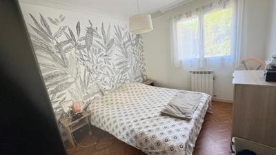 Propriété - 300 m² - 9 pièces