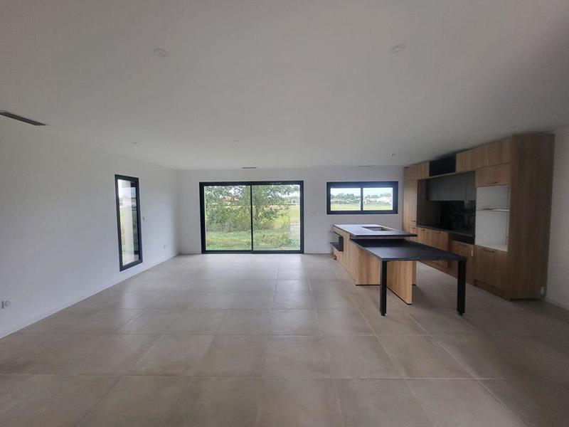 Maison - 120 m² - 4 pièces