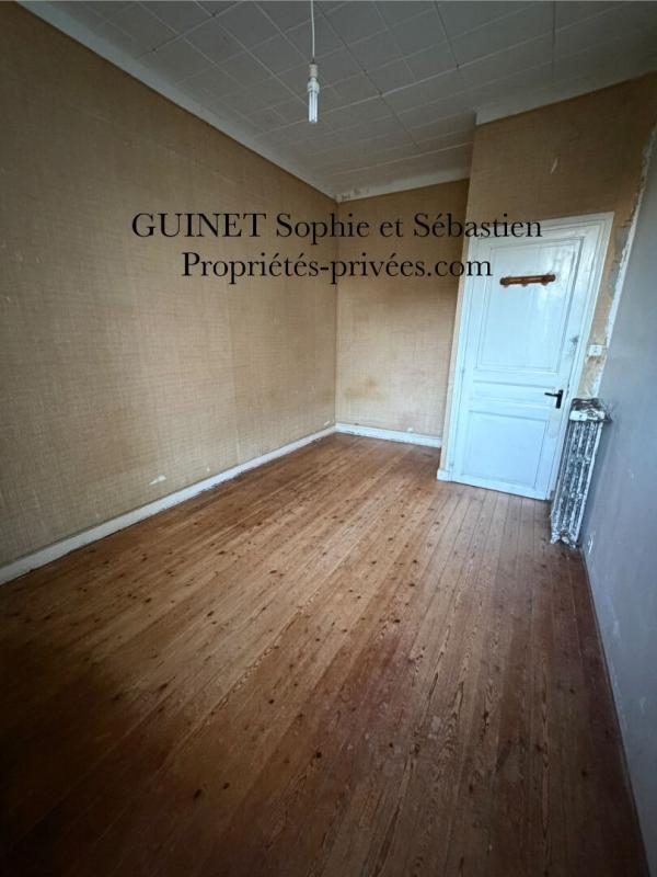 Maison - 109 m² - 9 pièces