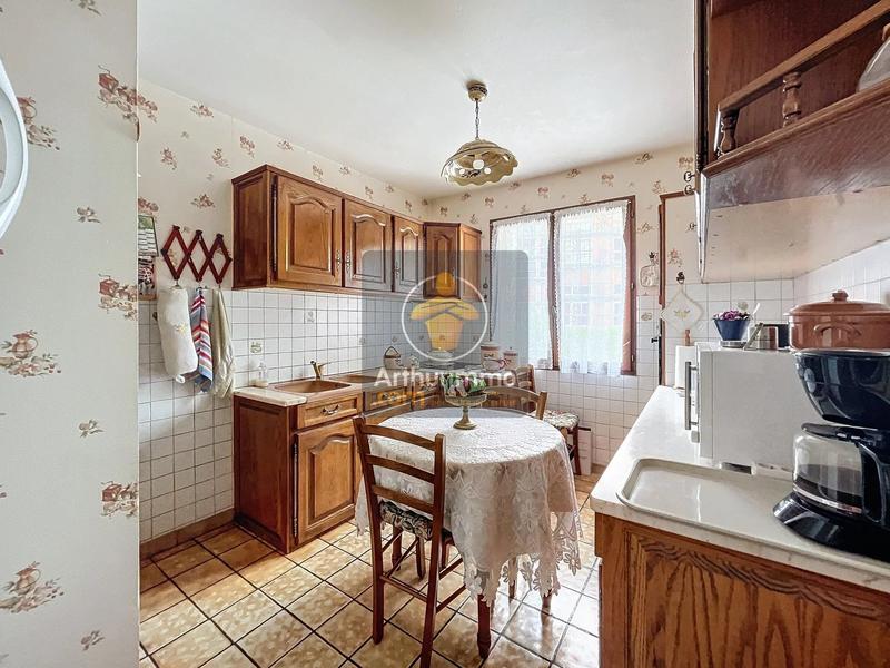 Maison - 122 m² - 7 pièces