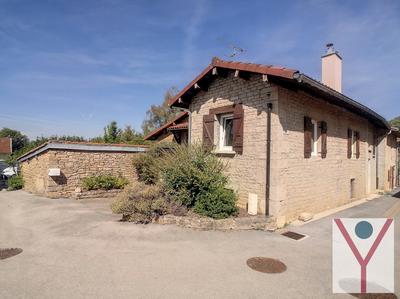 Maison ancienne - 88 m² - 3 pièces