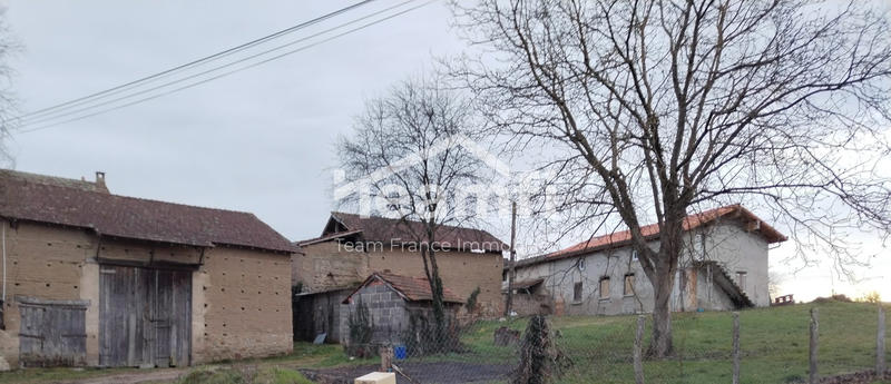 Maison ancienne - 160 m² - 2 pièces