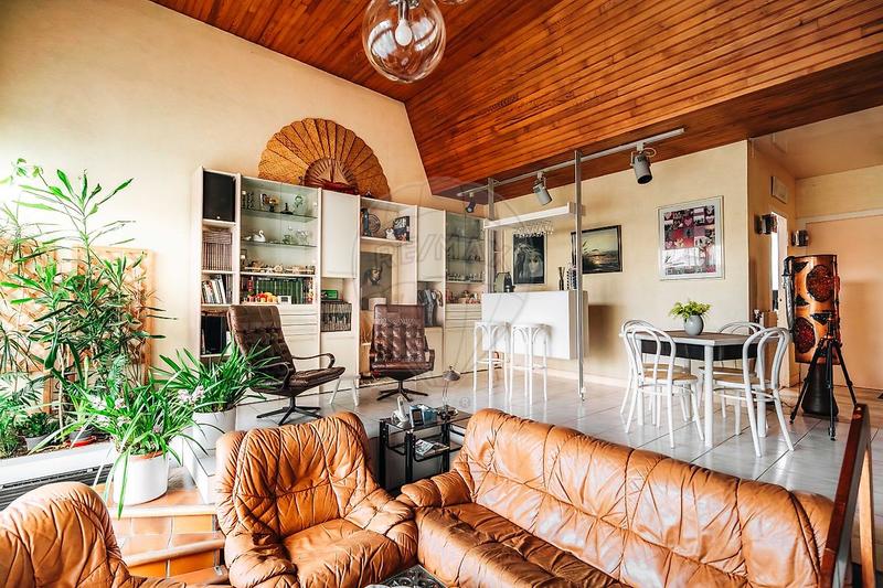 Maison - 140 m² - 6 pièces