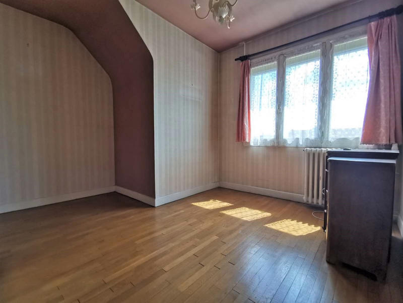 Maison - 113 m² - 7 pièces