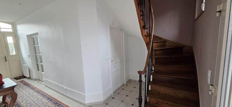 Maison traditionnelle - 217 m² - 9 pièces