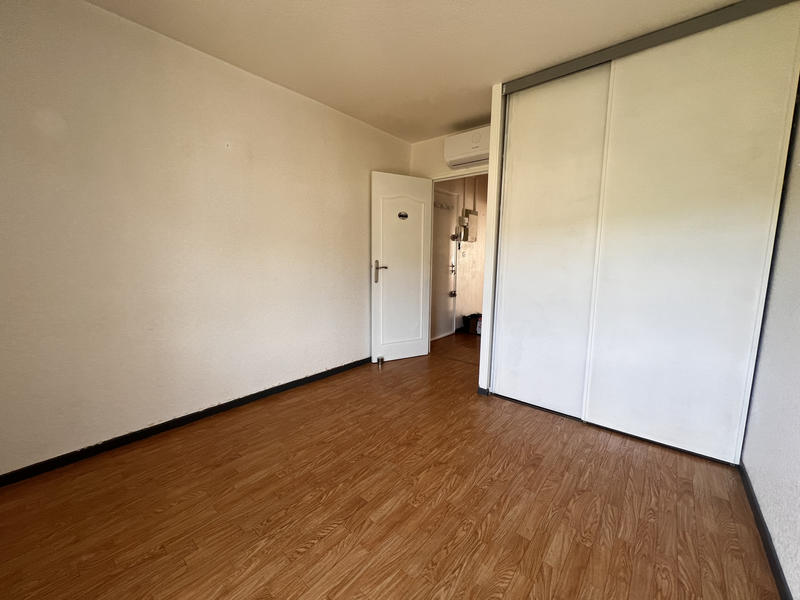 Appartement - 97 m² - 5 pièces