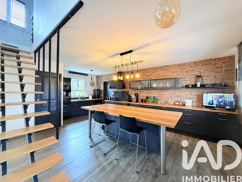 Maison - 125 m² - 5 pièces