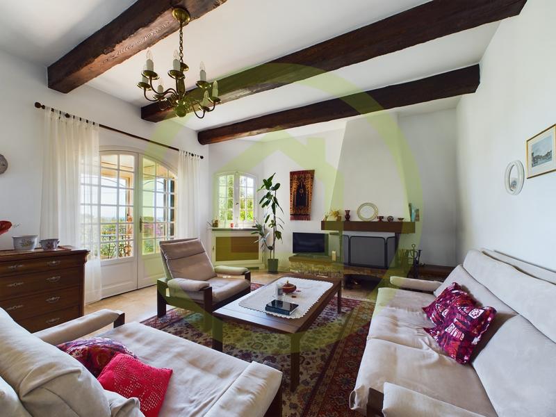 Maison - 104 m² - 3 pièces