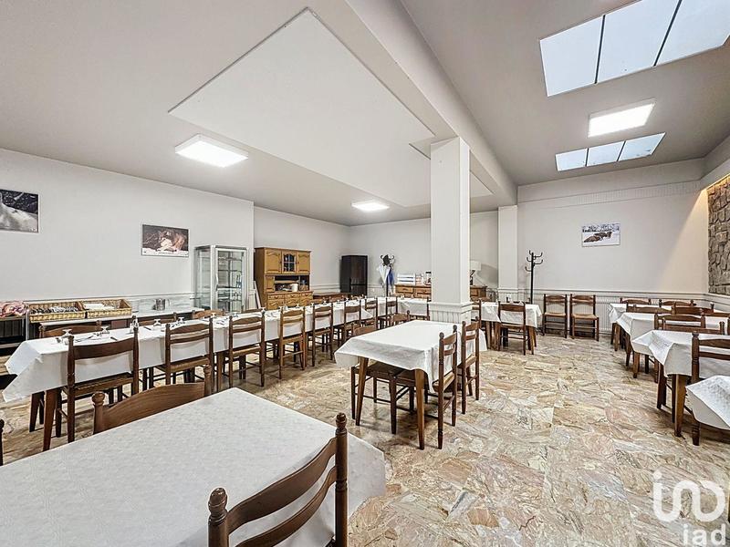 Local commercial - 920 m²