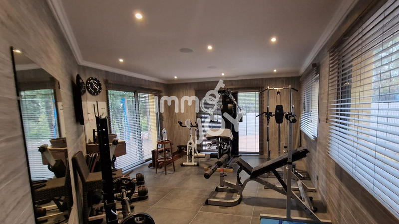 Villa - 268 m² - 7 pièces