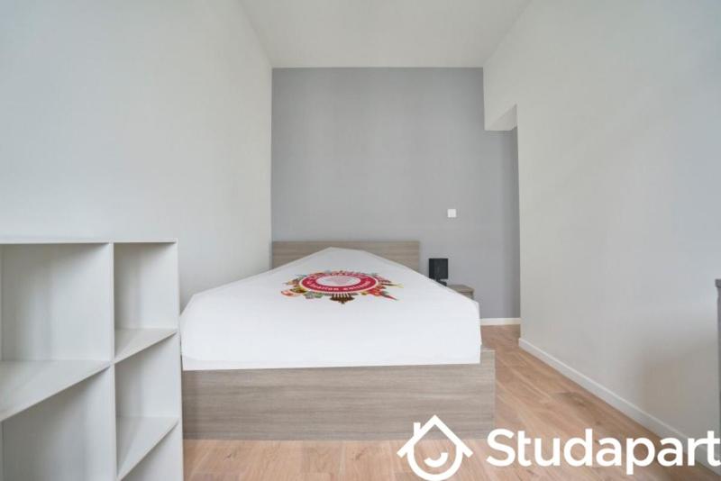 Chambre - 16 m² - 1 pièce