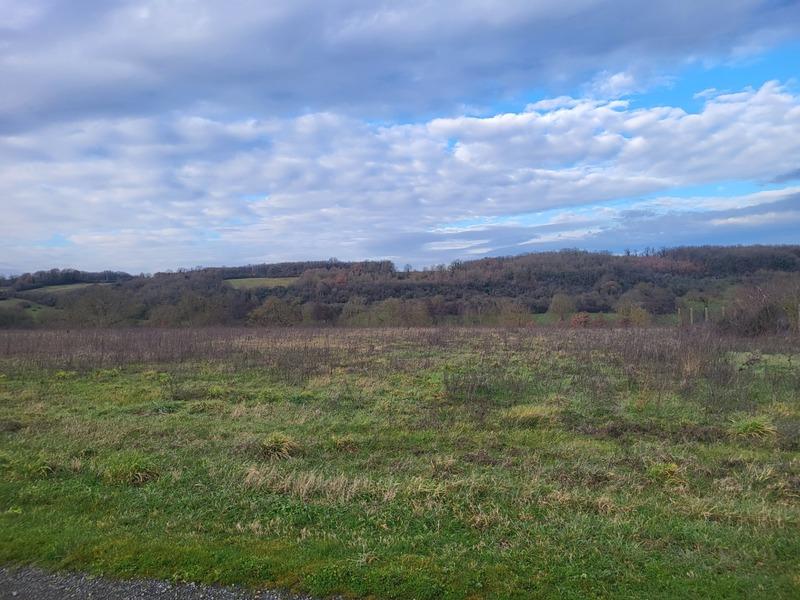 Terrain constructible - 1 222 m²