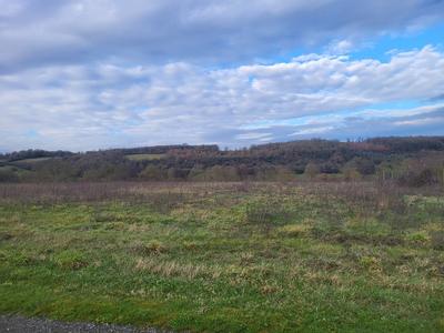 Terrain constructible - 1 222 m²