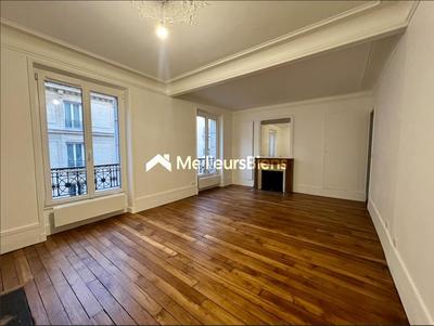Appartement ancien - 48 m² - 3 pièces