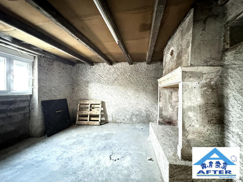 Maison - 300 m² - 6 pièces