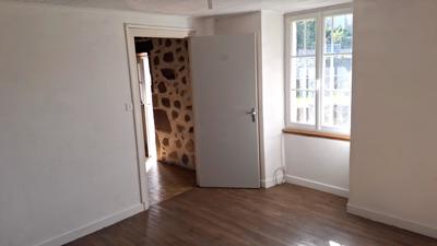 Maison en pierre - 106 m² - 4 pièces