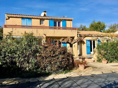 Villa - 143 m² - 7 pièces