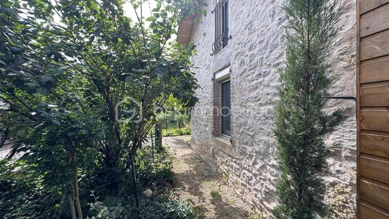 Maison en pierre - 155 m² - 5 pièces