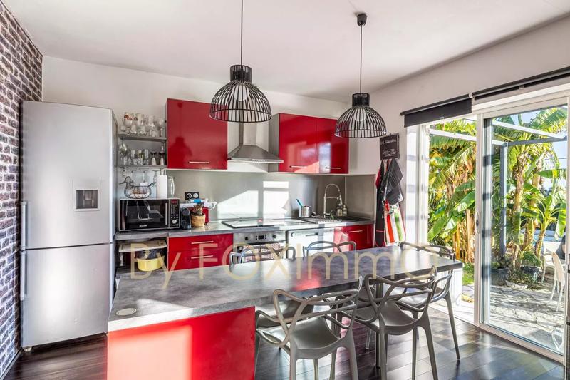 Villa - 195 m² - 8 pièces