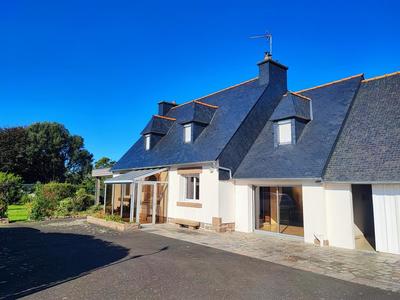 Maison - 180 m² - 6 pièces