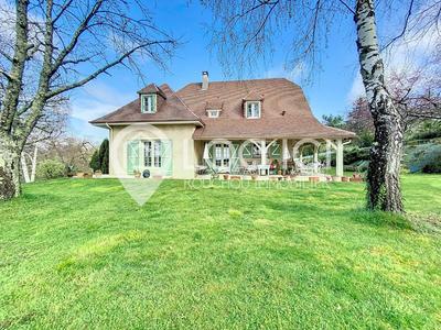 Maison - 177 m² - 4 pièces