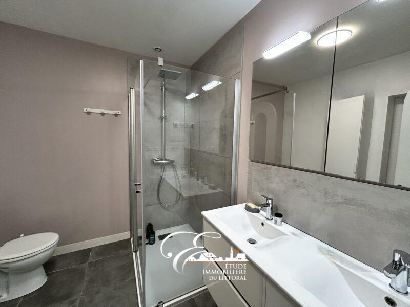 Maison - 180 m² - 5 pièces