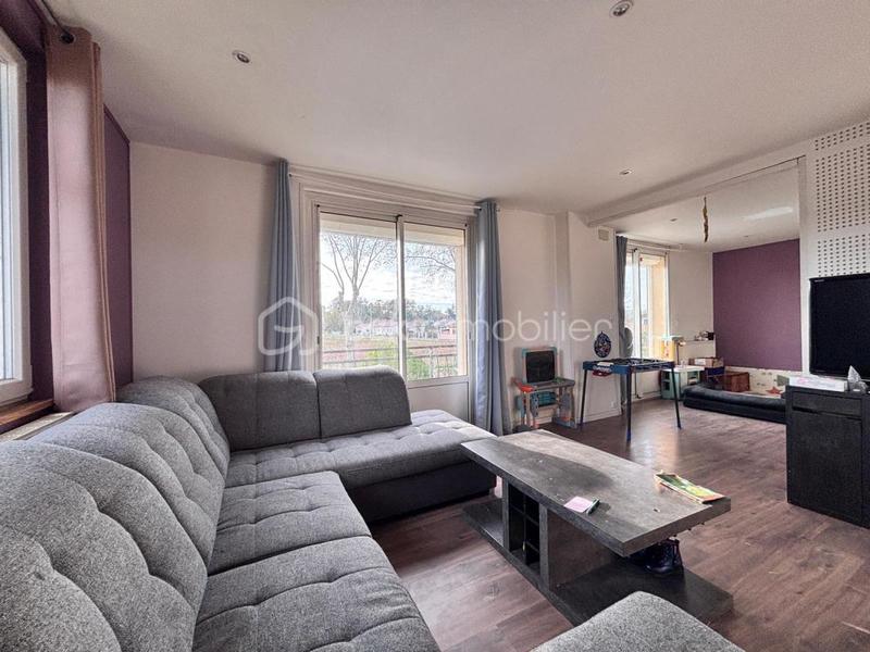 Maison traditionnelle - 137 m² - 6 pièces