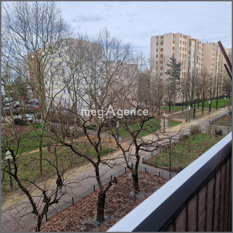 Appartement - 67 m² - 4 pièces